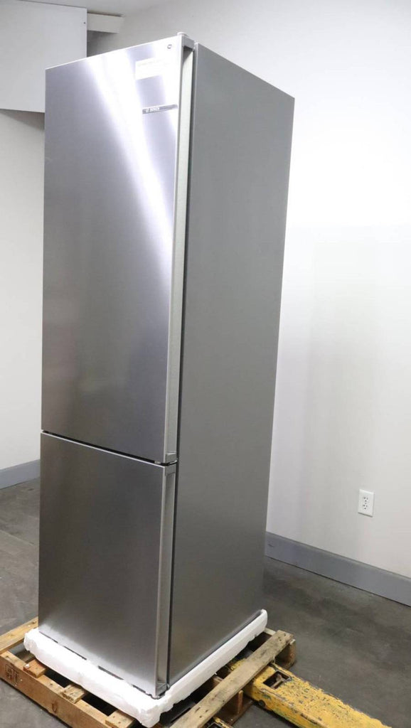 Bosch 800 Series 24" Freestanding Bottom Freezer Smart Refrigerator B24CB80ESS