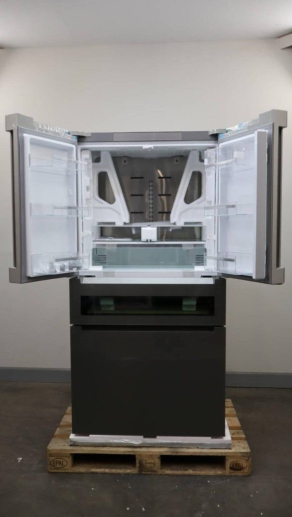 Bosch 800 Series 36" 20.5 Cu. Ft 4 French Door Smart SS Refrigerator B36CL81ENG