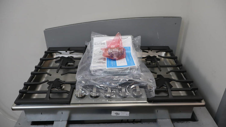 Thermador Masterpiece Series 30" Stainless 5 Star Burner's Cooktop SGSXP305TS