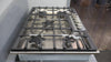 Thermador Masterpiece Series 30" 5 Star Burner's Cooktop + Griddle SGSXP305TS