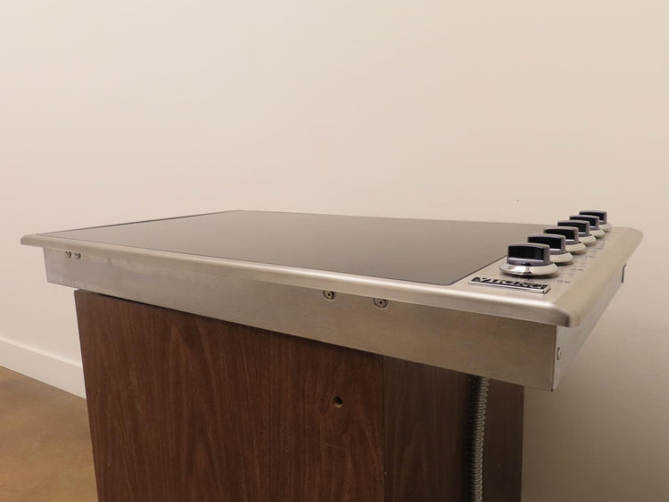 Viking Professional 5 Series VECU53616BSB 36" Electric Cooktop 2023 Model Pics