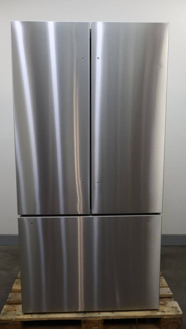 Thermador 36" SS Professional Series French Door Smart Refrigerator T36FT820NS