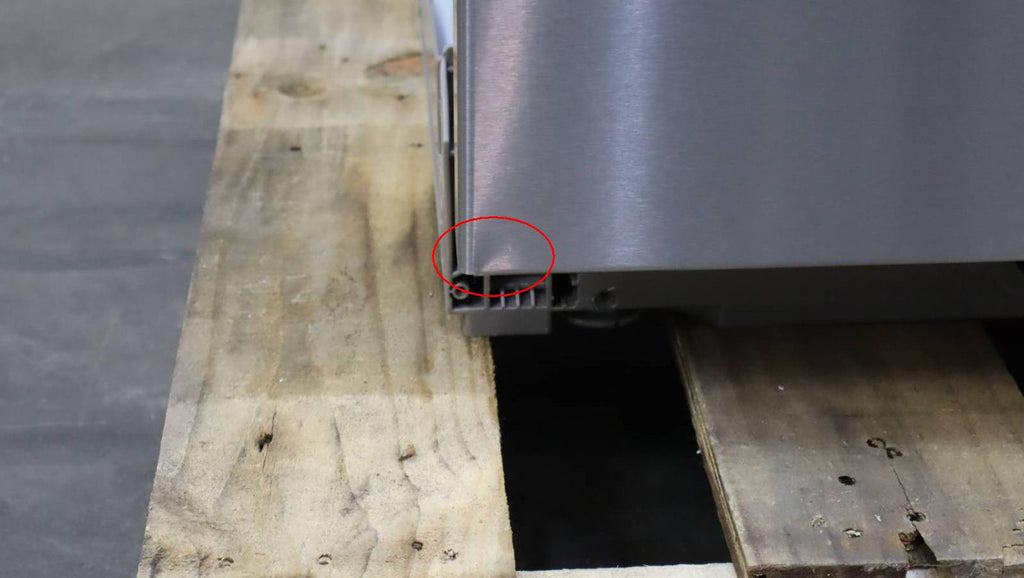 Bosch 24" SS Fully Integrated Built-In 44 dBA 500 Series Dishwasher SHP65CM5N