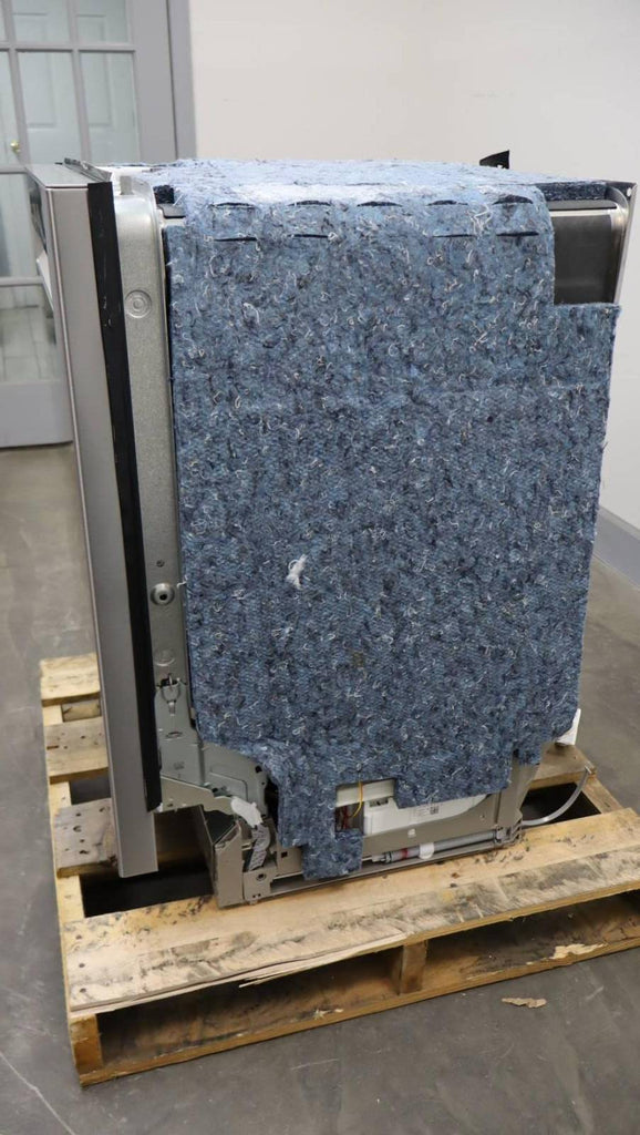 Bosch 24" SS Fully Integrated Built-In 44 dBA 500 Series Dishwasher SHP65CM5N