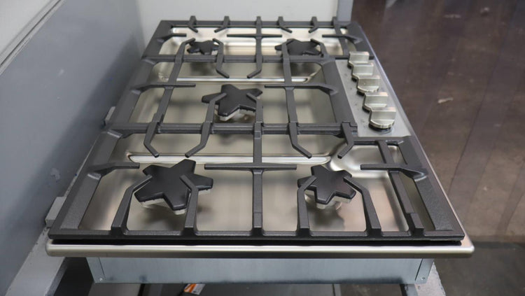 Thermador Masterpiece Series 30" Stainless 5 Star Burner Cooktop SGSXP305TS