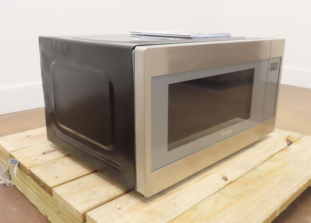 Thermador Masterpiece Series MBCS 24" Built-In Microwave (Local Pickup)