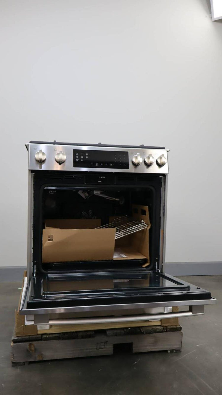 Bosch 800 Series HGI8056UC 30 in 5 Sealed Burners 9 Mode Slide-In SS Gas Range