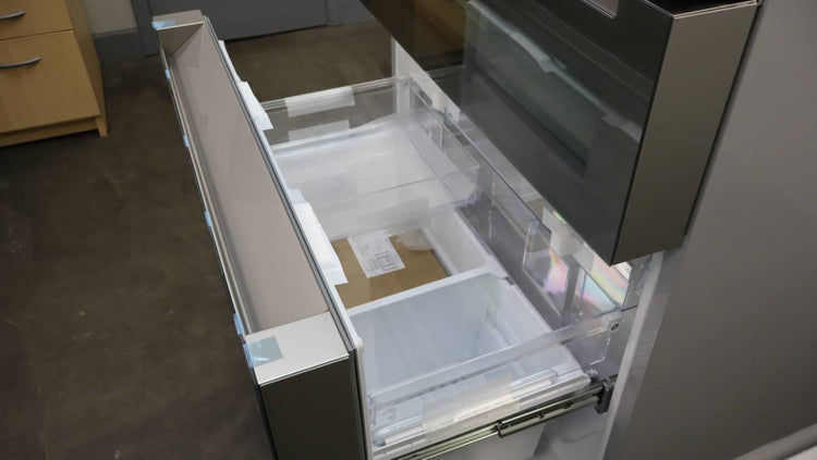 Bosch 36" 20.5 Cu. Ft 800 Series 4 French Door Smart SS Refrigerator B36CL81ENG