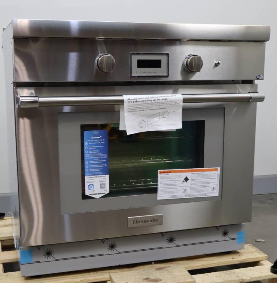 Thermador Pro Harmony 36" Freestanding Professional Induction Range PRI36LBHU