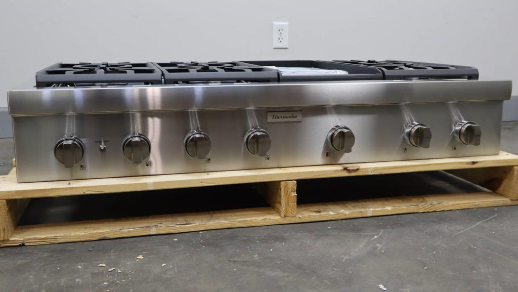Thermador 48" Stainless 6 Star Burner Professional Series Rangetop PCG486WD