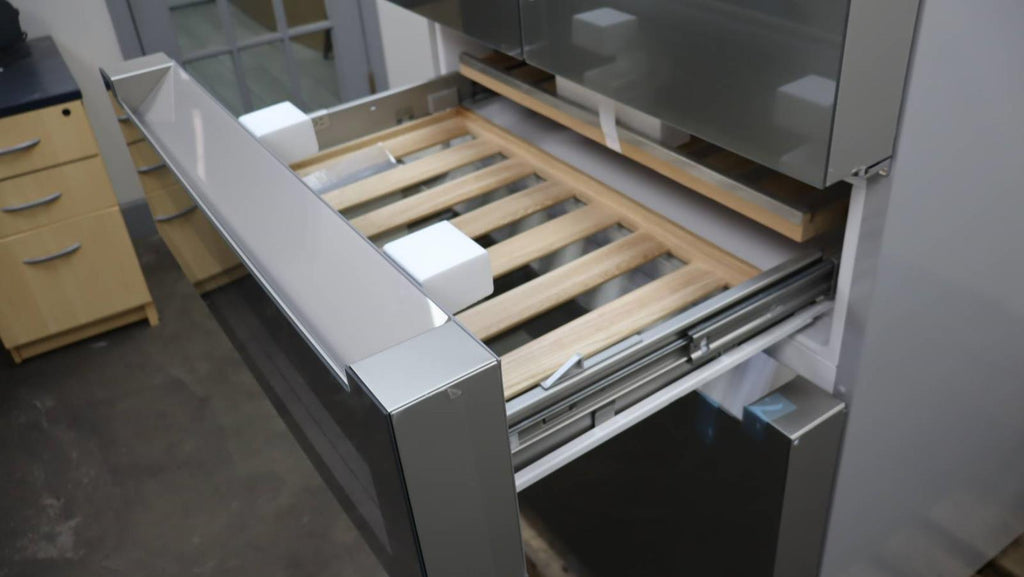 Bosch 36" 20.5 Cu. Ft 800 Series 4 French Door Smart SS Refrigerator B36CL81ENG