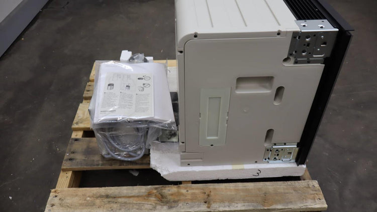 Gaggenau 200 Series 24" Non-Plumbed 19 Bar Built-In Coffee Machine CMP250711