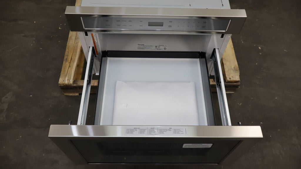 Thermador Masterpiece Series 24" 1.2 Cu.Ft. 1500 Watts Built In Microwave MD24WS