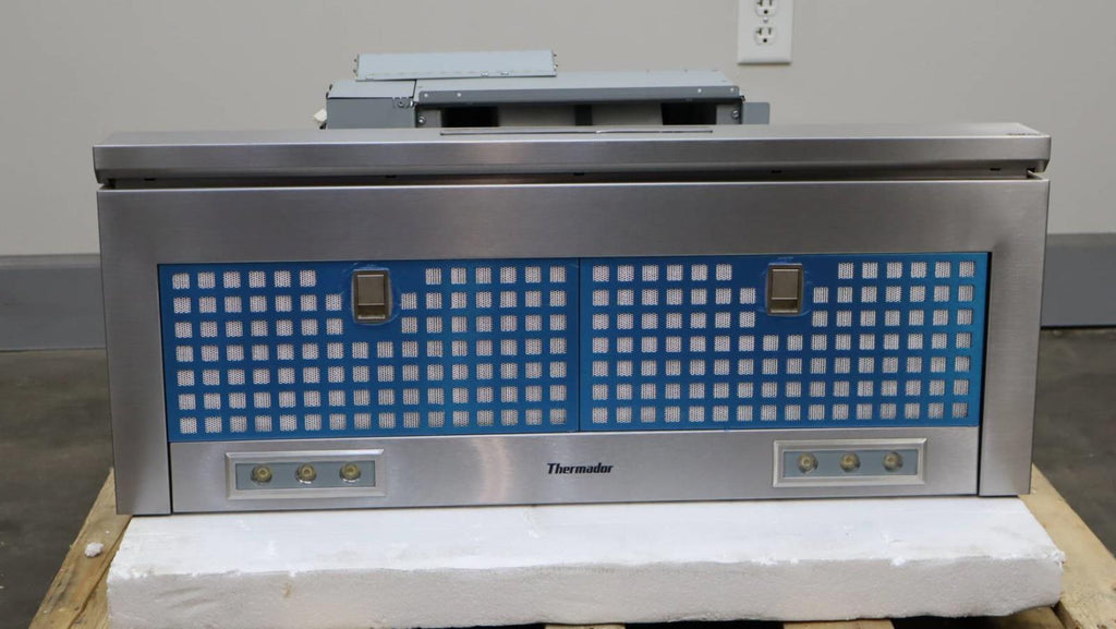 Thermador Masterpiece Series 30" SS Under Cabinet Smart Range Hood HMDW30WS - Alabama Appliance