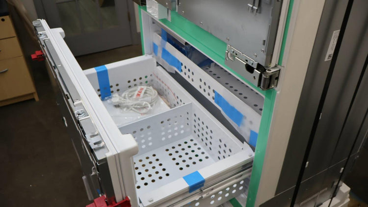 Bosch 36" PR Built-In French Door Smart Benchmark Series Refrigerator B36IT905NP