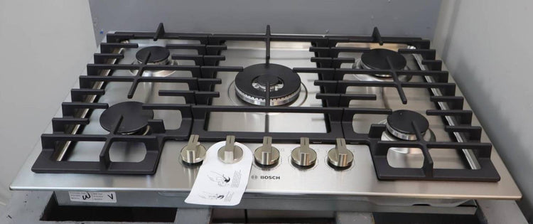 Bosch 30" 800 Series Sealed Burners Stainless Built-In Gas Cooktop NGM8059UC