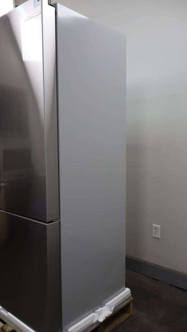 Bosch 36" LED 21 cu.ft. Smart French Door SS 800 Series Refrigerator B36CT80SNS