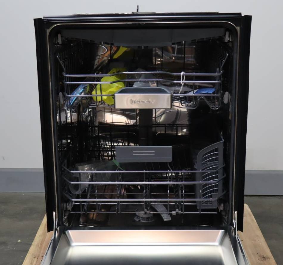 Thermador 24" SS Fully Integrated Smart Emerald Series Dishwasher DWHD560CFP