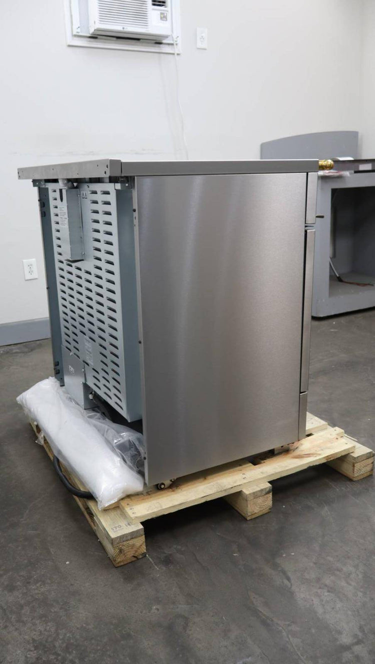 La Cornue CornueFe 90 36" Freestanding Induction Range 3.81 FtCap SS Brass C9IFI