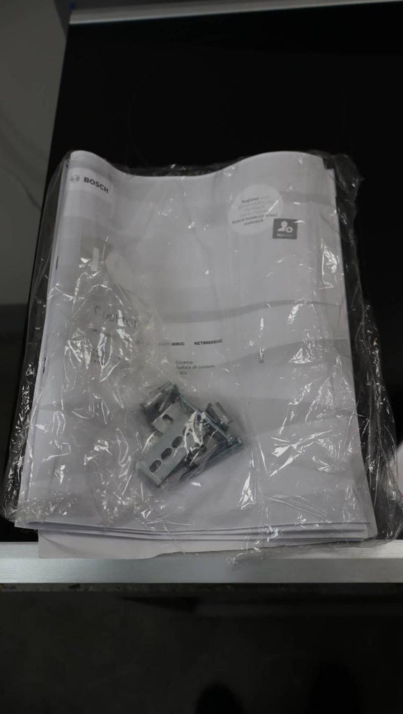 Bosch 30 Inch Smoothtop 4 Elements Electric 800 Series Cooktop NET8069SUC