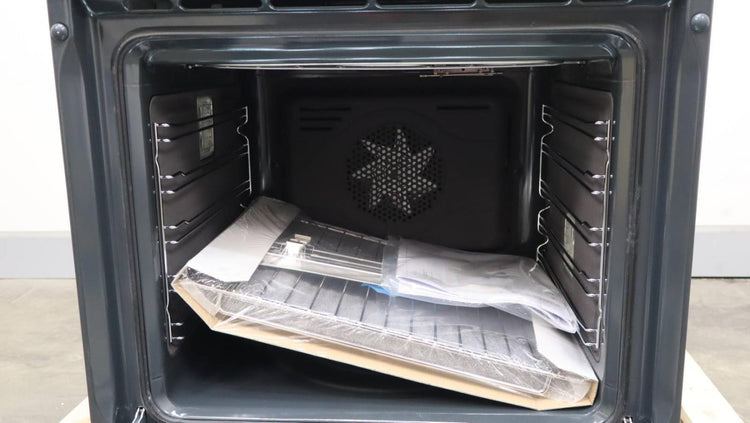 Bosch 500 Series 24" Stainless Single Convection Electric Wall Oven HBE5453UC