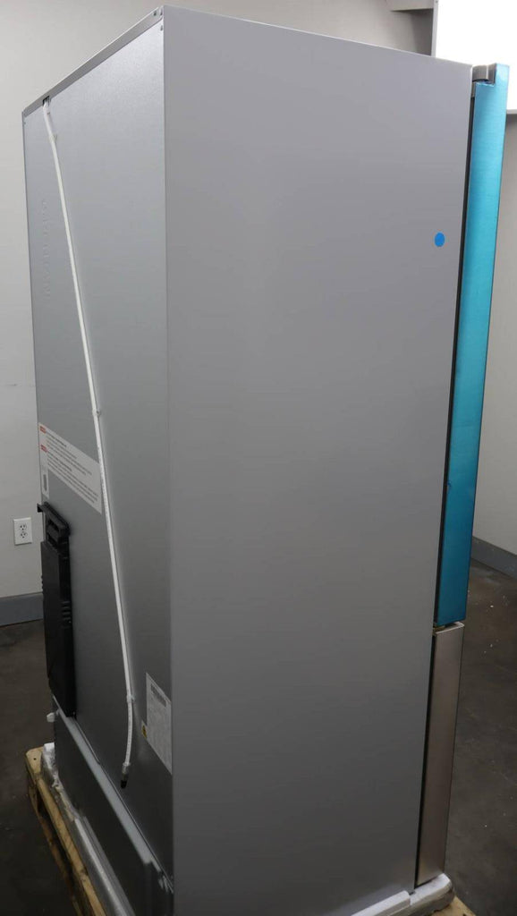 Thermador 36" SS French Door Smart Professional Series Refrigerator T36FT820NS