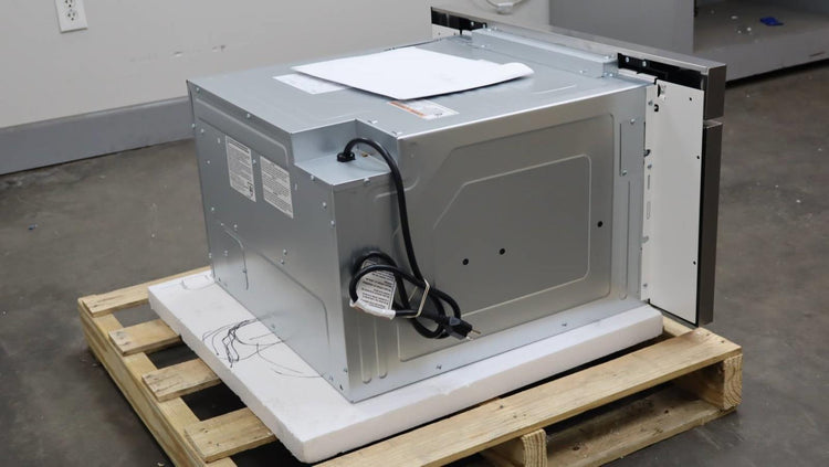 Bosch 30" Tilt Display 1.2 Cu.Ft Smart 800 Series Microwave Drawer HMD8054UC