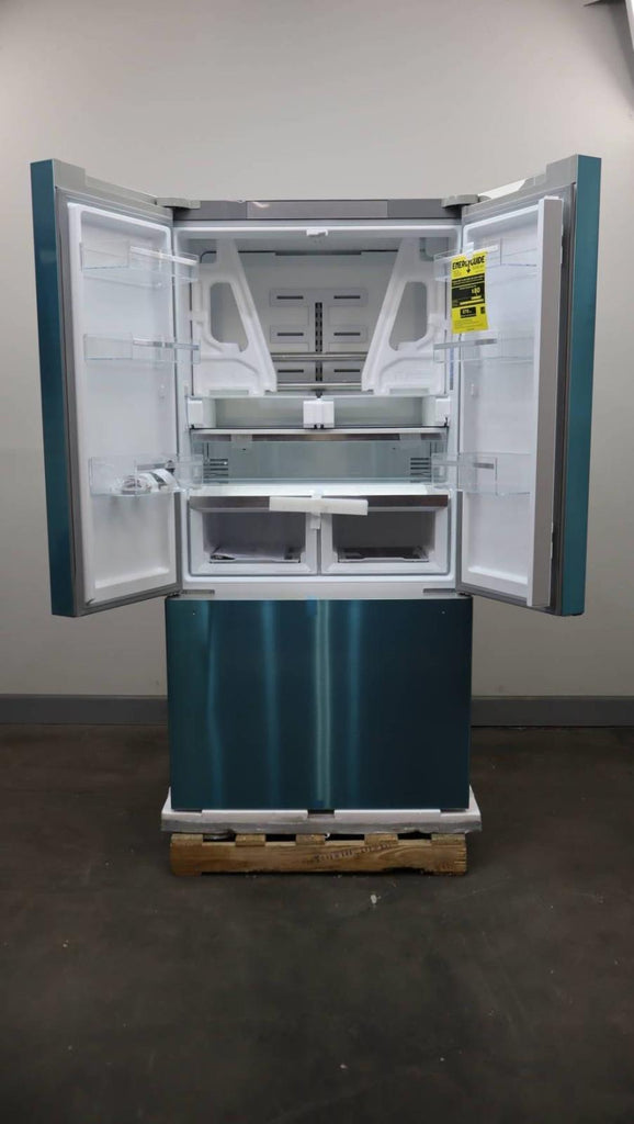 Thermador 36" SS French Door Smart Professional Series Refrigerator T36FT820NS