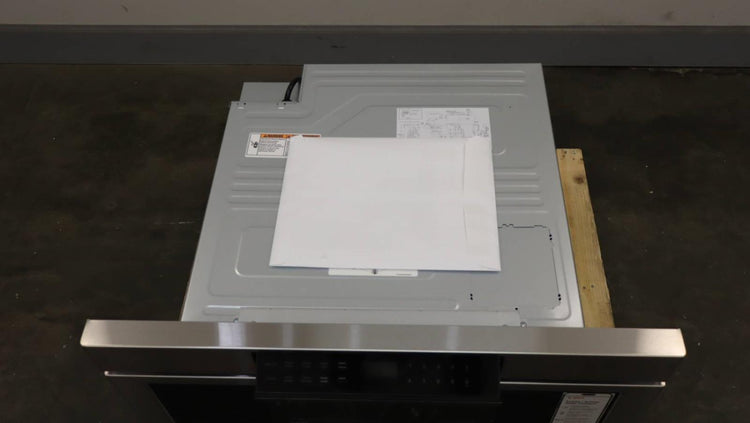 Bosch 800 Series 30" Tilt Display 1.2 CuFt Smart Microwave Drawer HMD8054UC