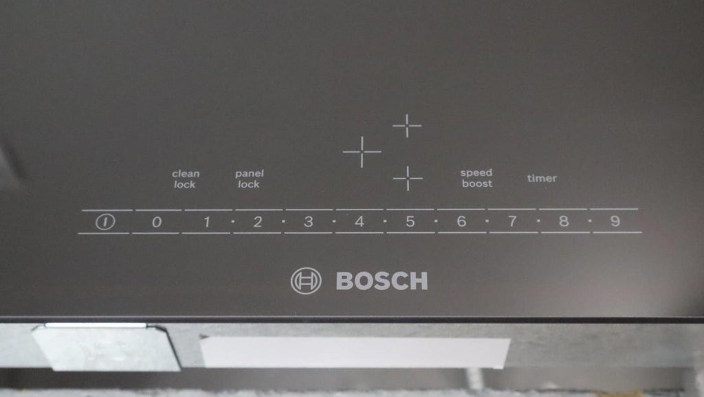 Bosch 24" 500 Series PotSense Black Ceramic Electric Induction Cooktop NIT5460UC