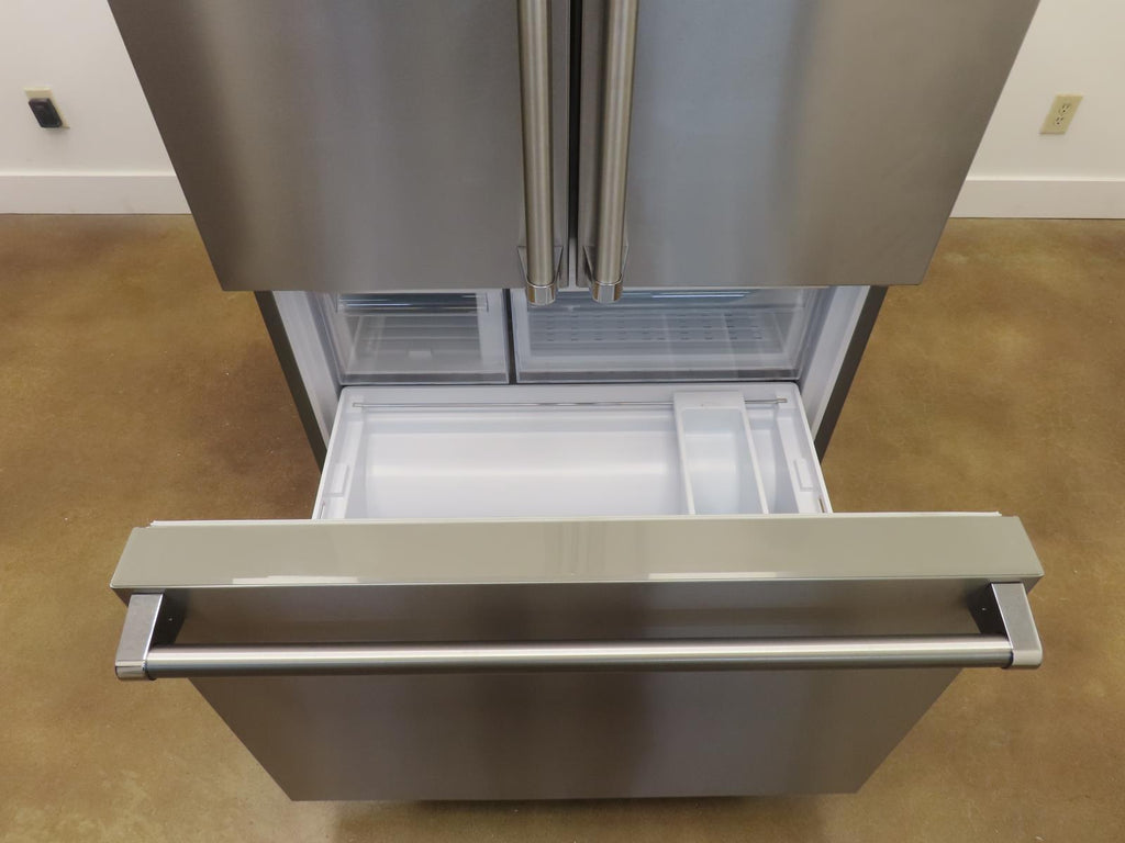 Viking 3 Series RVFFR336SS 36" Counter Depth French Door Refrigerator