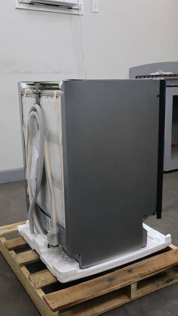 Gaggenau 400 Series 24" Fully Integrated Panel Ready Smart Dishwasher DF481701