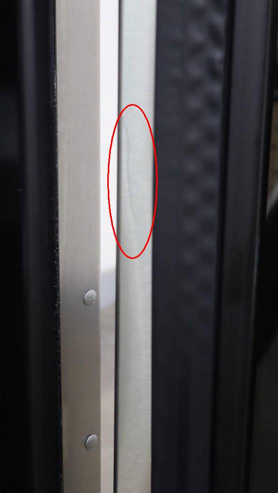 Lynx 24 Inch SS Built-In All Refrigerator 5.3 Cu. Ft. Capacity LN24REFGR