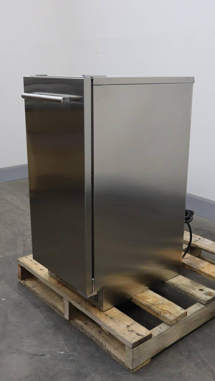 XO 15" Built-In Indoor/Outdoor Crystal Clear Cubes Gourmet Ice Maker XOUIM1565SP - Alabama Appliance