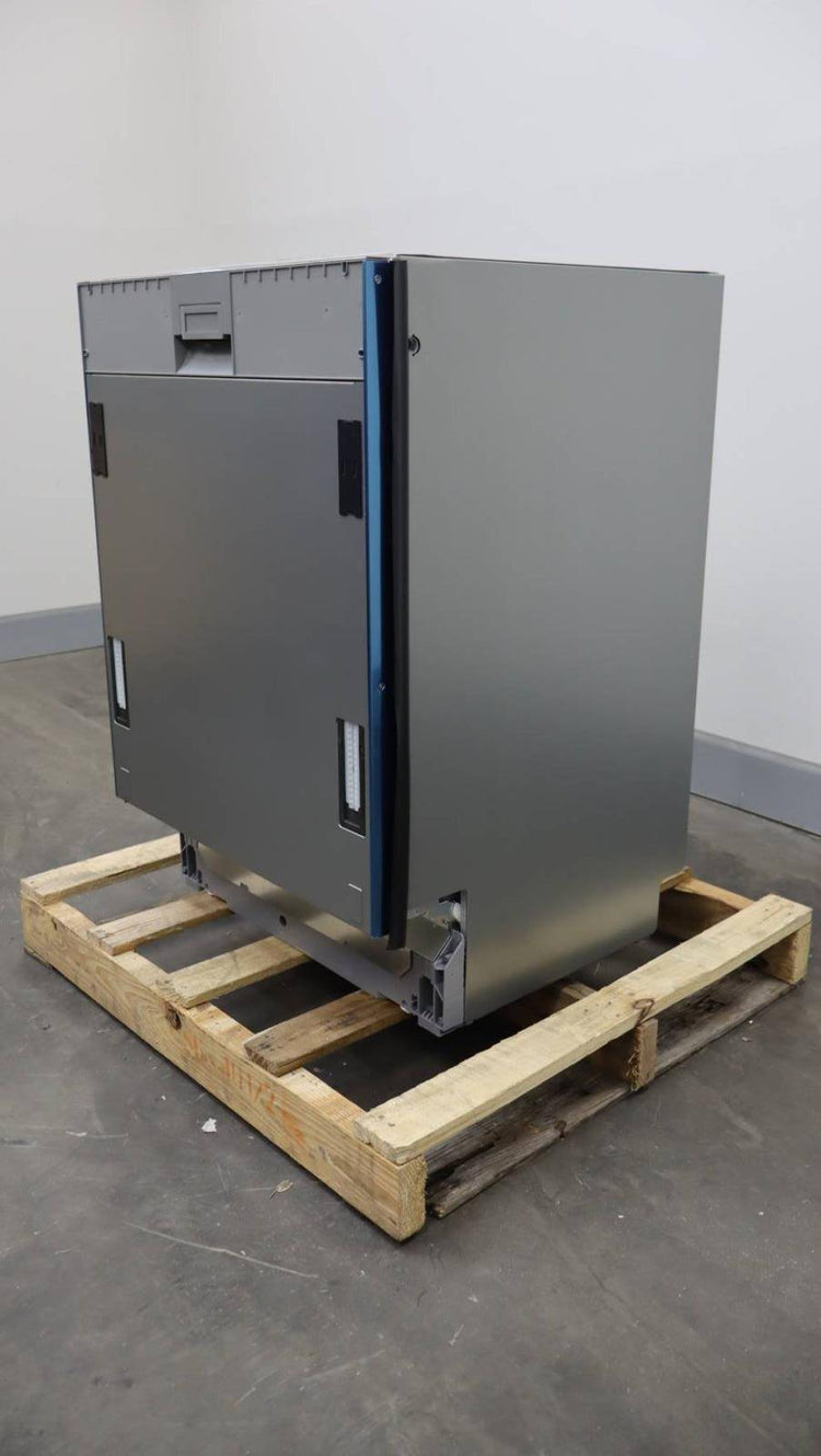 Gaggenau 24" Fully Integrated Panel Ready Smart 400 Series Dishwasher DF481701F