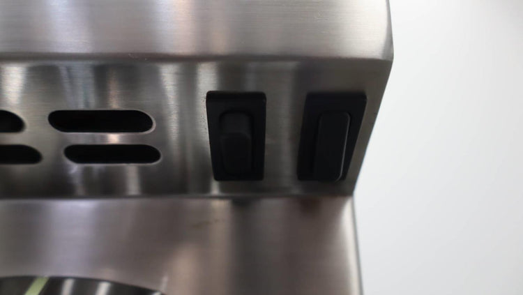 Viking 7 Series 48" 6 Burner Stainless Freestanding Dual Fuel Range VDR74826GSS