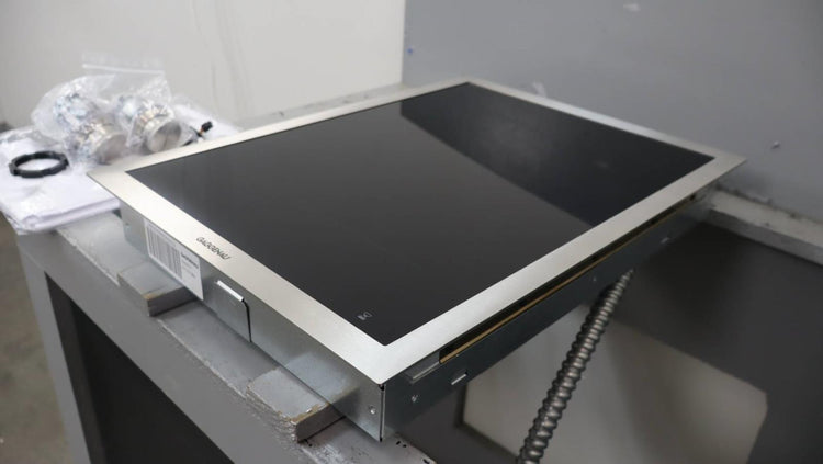 Gaggenau Vario 400 Series 15" Smart 2 Flex Induction Zone Cooktop VI422613