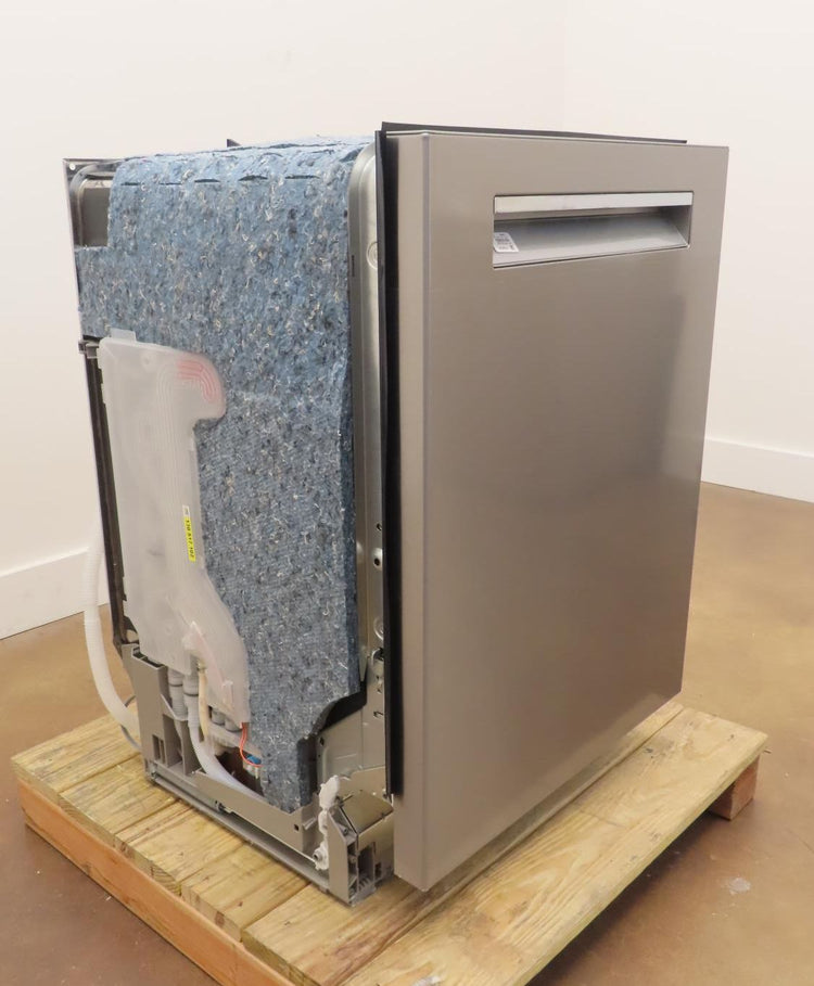 Bosch Benchmark Series SHP9PCM5N 24" Integrated 38dBa Stainless Steel Dishwasher