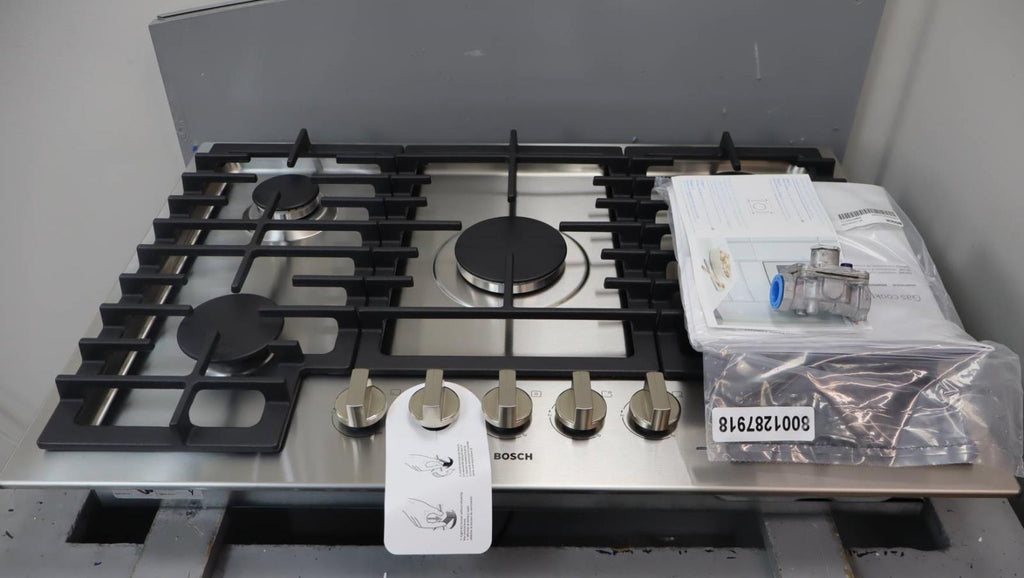 Bosch 30" Red LED Light 5 Sealed Burners 500 Series Gas Cooktop NGM5059UC