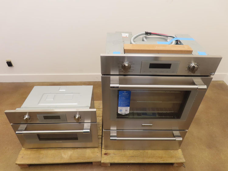 Thermador Professional Series PODMCW31W 30" Smart Triple Wall Oven