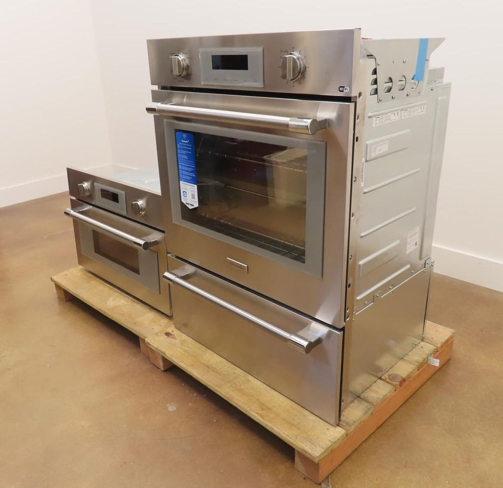 Thermador Professional Series PODMCW31W 30" Smart Triple Wall Oven