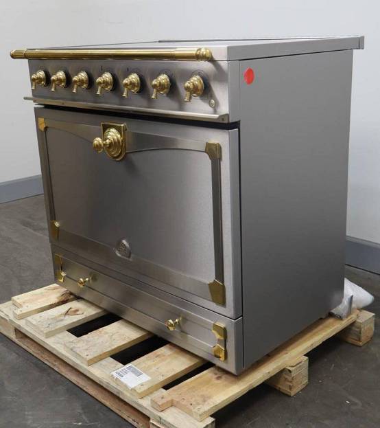 La Cornue CornueFe 90 36" Freestanding 3.81 cu.ft SS Brass Induction Range C9IFI - Alabama Appliance
