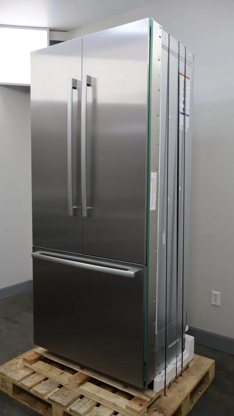 Bosch 36" SS Built-In Benchmark Series French Door Smart Refrigerator B36BT935NS