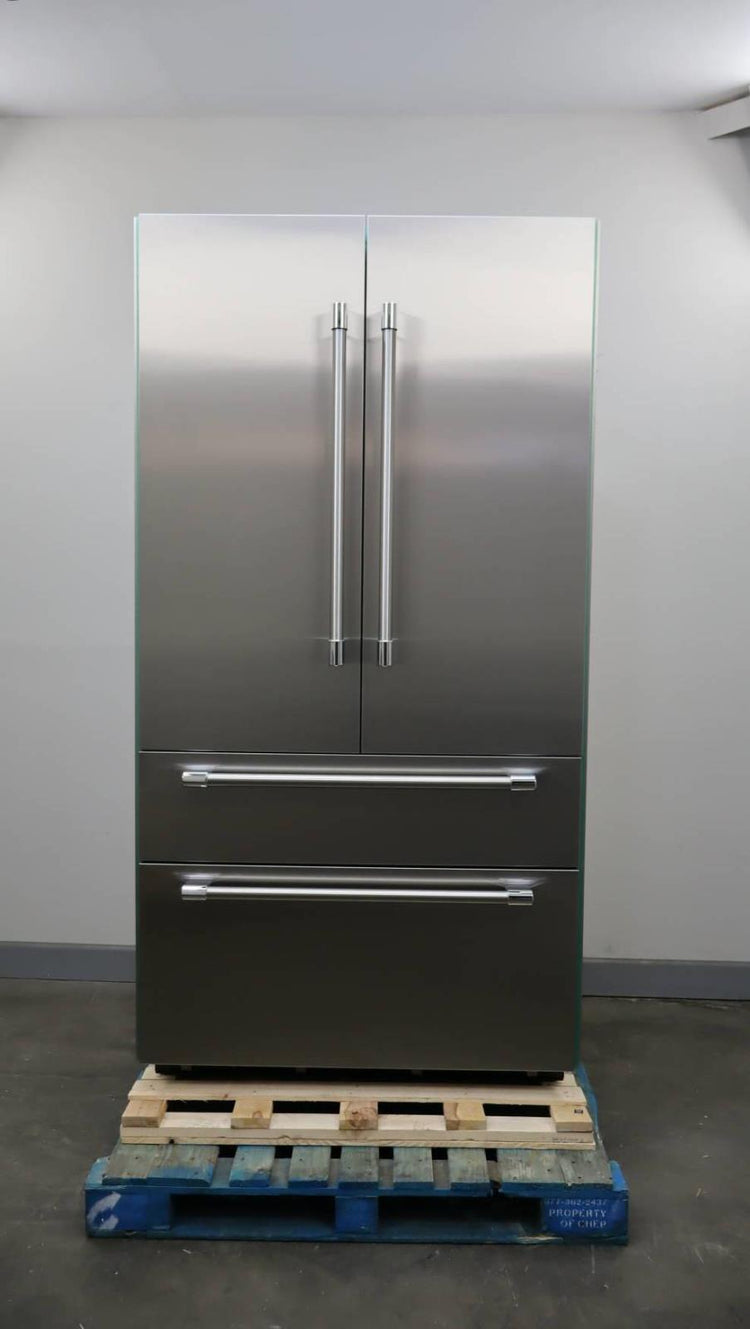 Thermador Freedom Collect. 42" 4-Door French Door Smart Refrigerator T42BT120NS