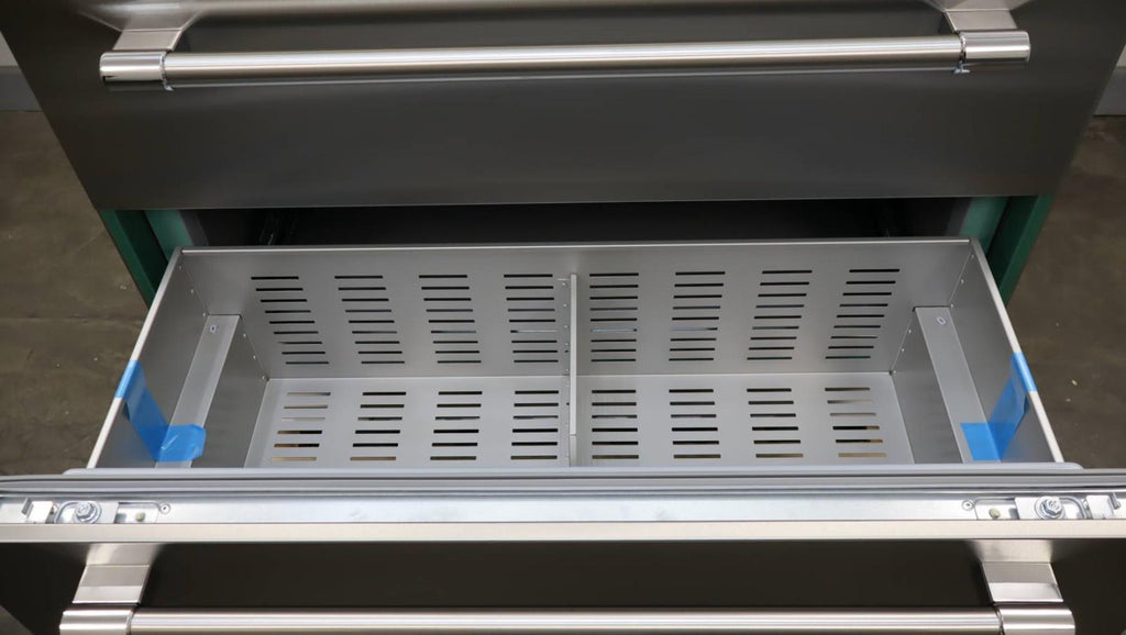 Thermador Freedom Collect. 42" 4-Door French Door Smart Refrigerator T42BT120NS