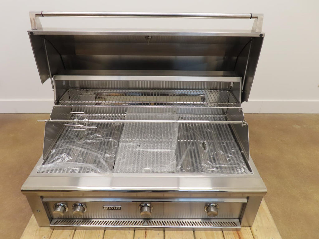 Lynx L42ATRNG 42" SS 1,200 sq.in. Cooking Surface Built-In Natural Gas Grill IMG