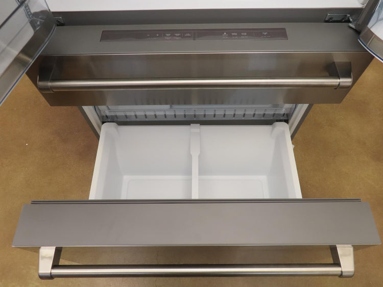 ZLINE RFMW36 36" Counter Depth 4-Door French Door Refrigerator