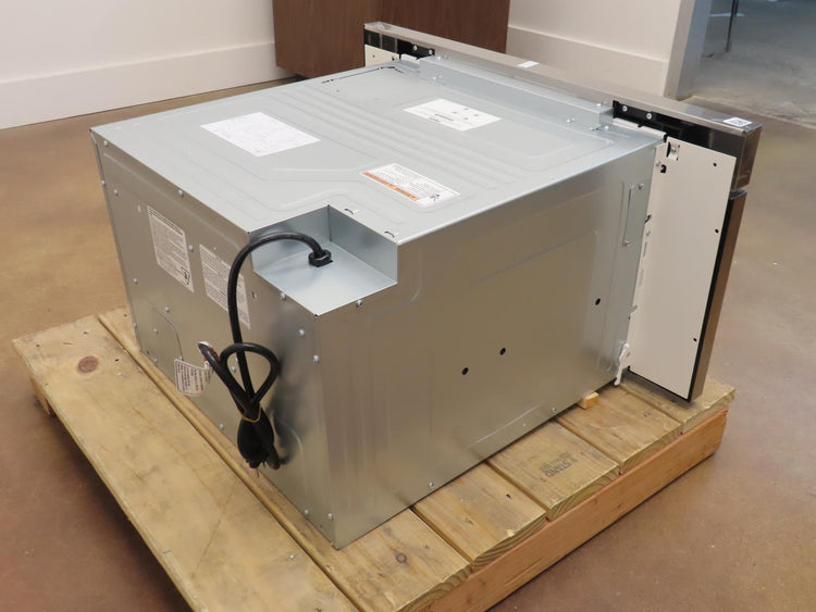 Bosch 800 Series HMD8054UC 30" Tilt Display 1.2 Cu.Ft Smart Microwave Drawer