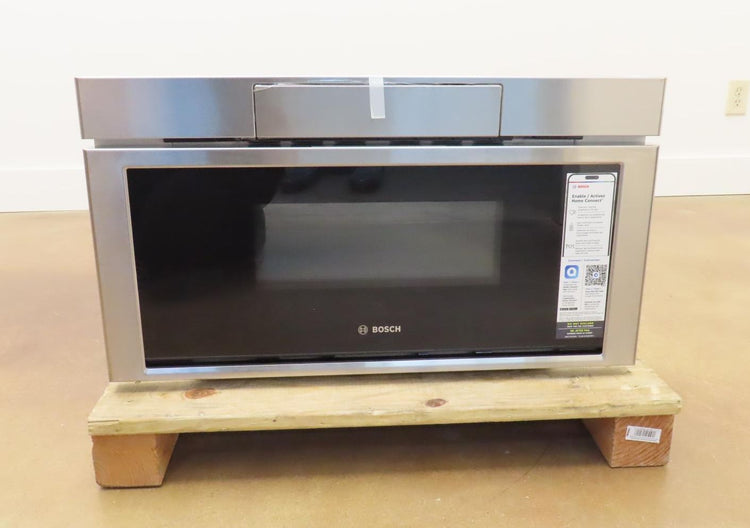 Bosch 800 Series HMD8054UC 30" Tilt Display 1.2 Cu.Ft Smart Microwave Drawer
