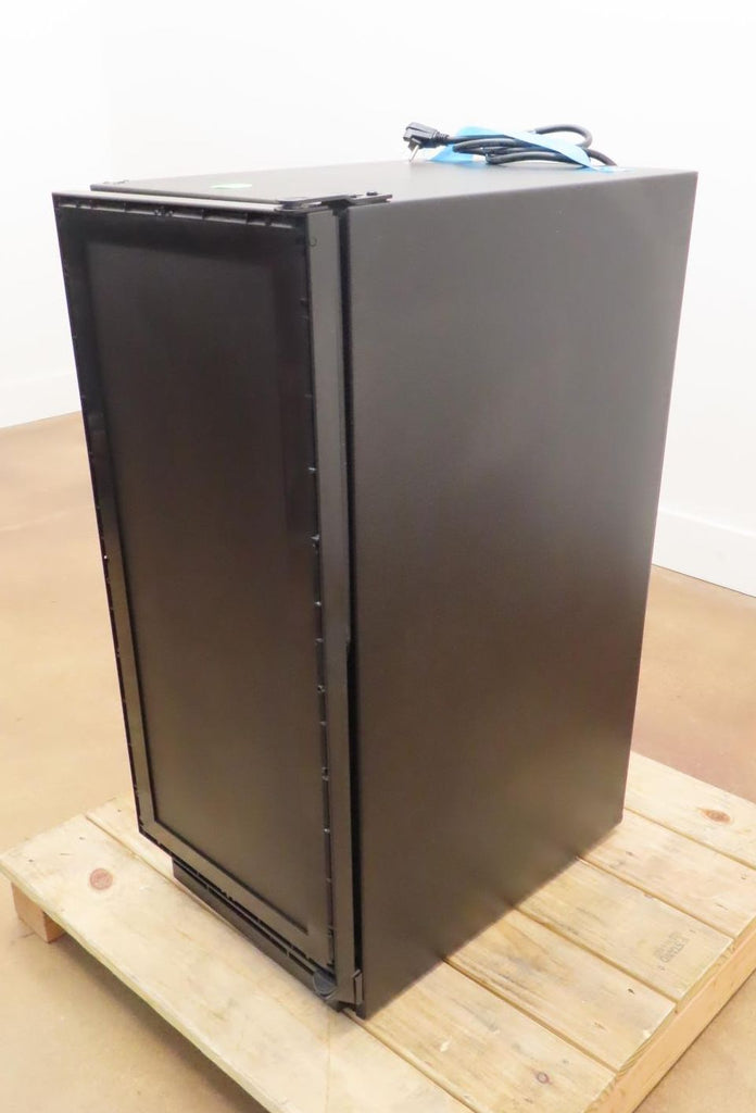 U-Line UHCL115IS01A 15 Inch Clear Cube Ice Maker